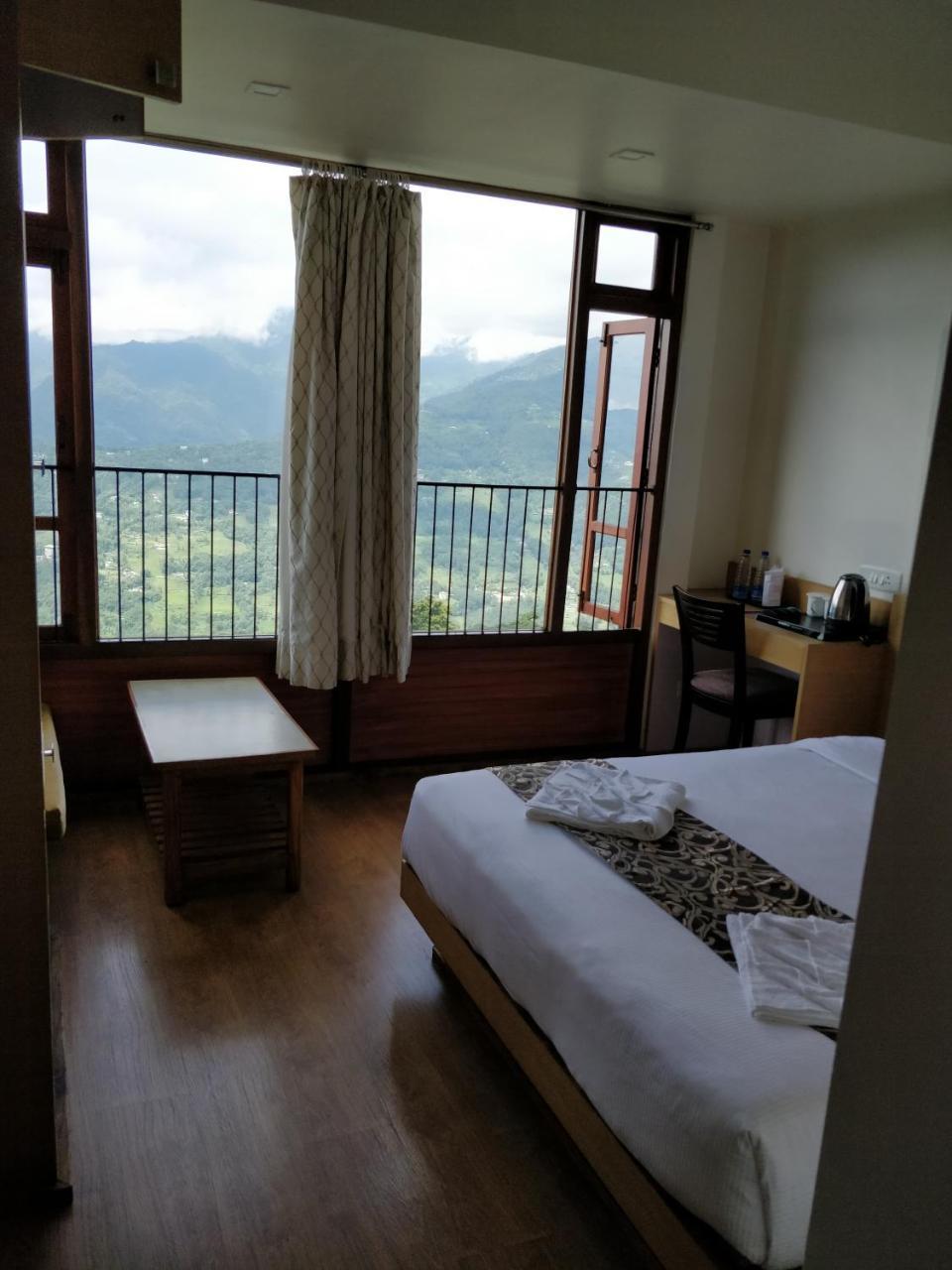 Hotel Ninamma Gangtok Ngoại thất bức ảnh