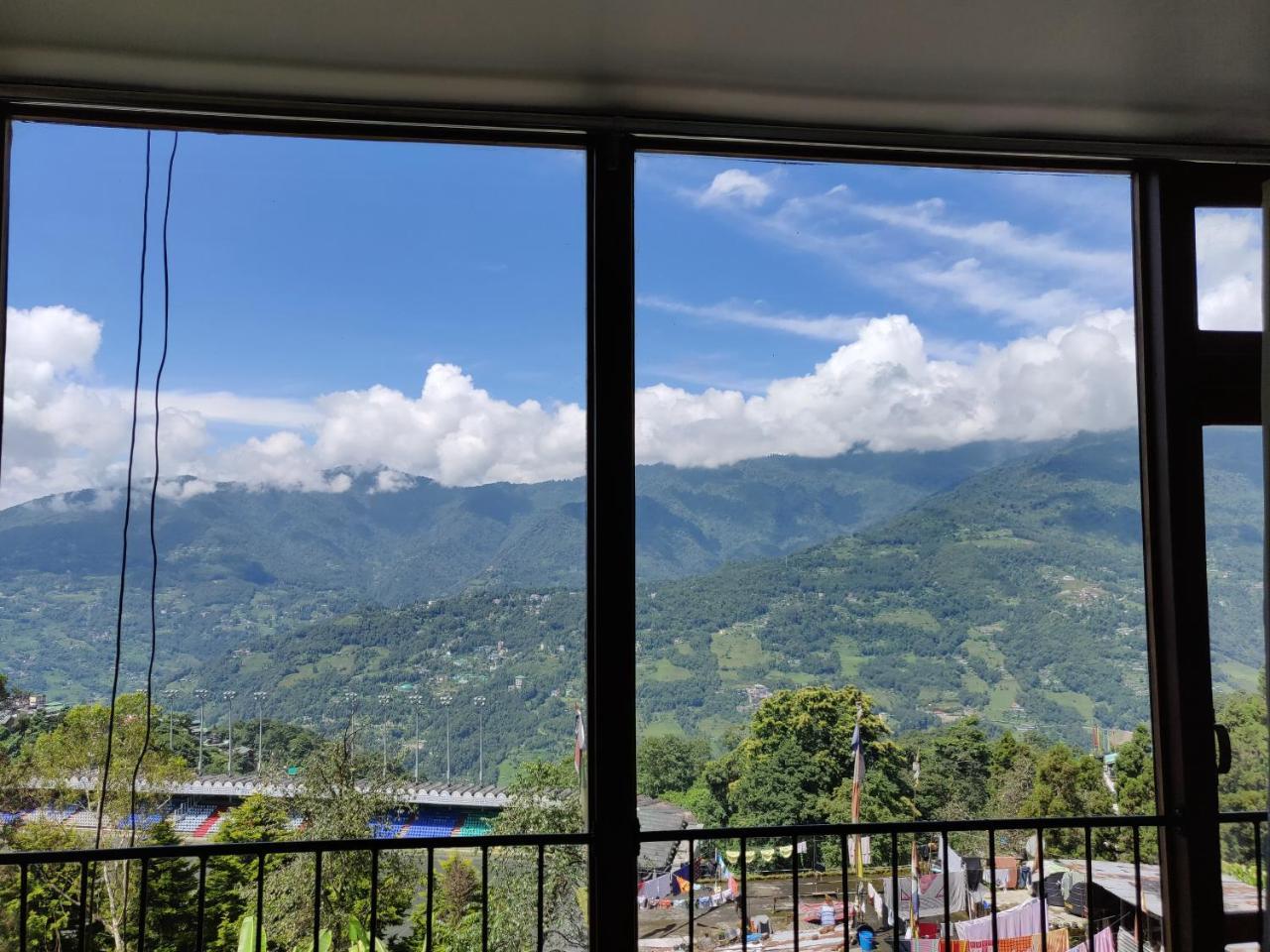 Hotel Ninamma Gangtok Ngoại thất bức ảnh